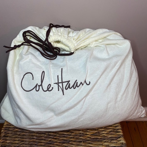 Handbag - Picture 2 of 4